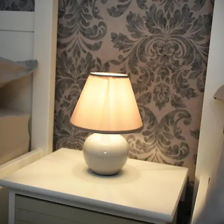 Crystal Apartment *