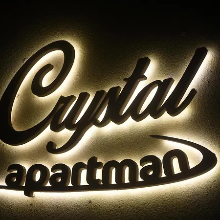 Apartment Crystal *