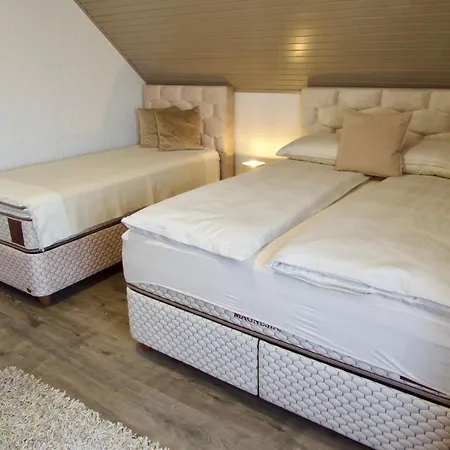 Crystal Apartment Morahalom